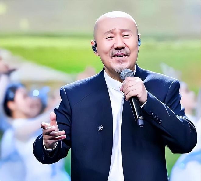 文班谈被球迷扔鸡蛋:显然这种行为很不好,但我并不在意
